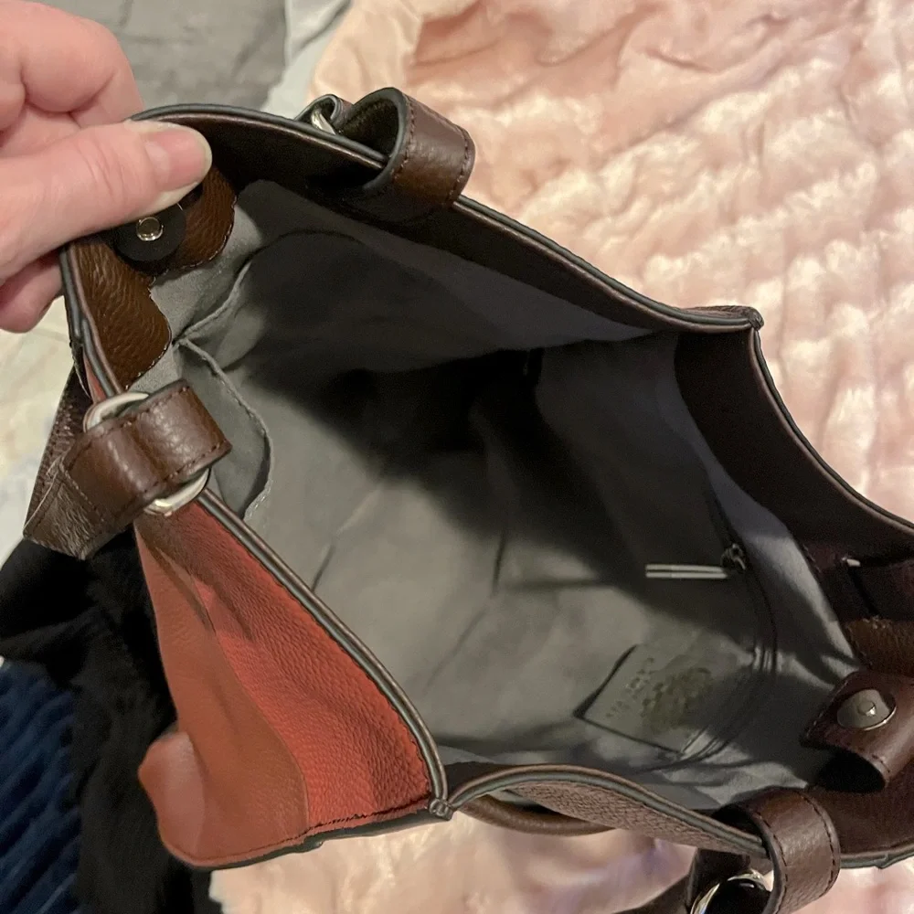 NWT large w/dust bag. NEVER WORN RETAIL $198….temp.price cut for auction - Picture 12 of 16